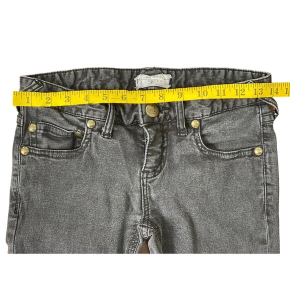 Free People Skinny Jeans Size 26 Womens Grey - Picture 3 of 5